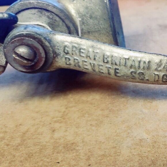 Vintage Universal Food Chopper No. 1 L.F. & C New Britain Conn. Meat Grinder - Picture 6 of 16